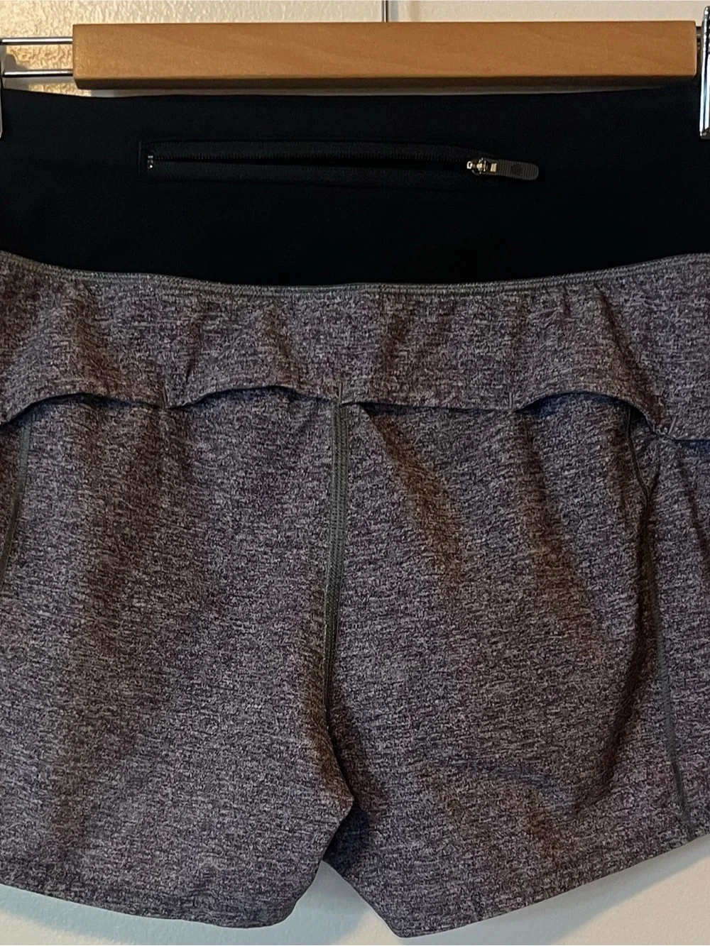 Lululemon Speed Up Shorts in Heather Lux Multi Black Womens 10